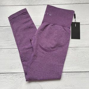 nwt nvgtn curve leggings